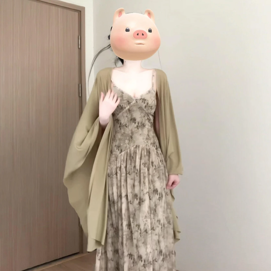 法式气质碎花吊带连衣裙女早秋2025新款高级感巨好看收腰长裙套装