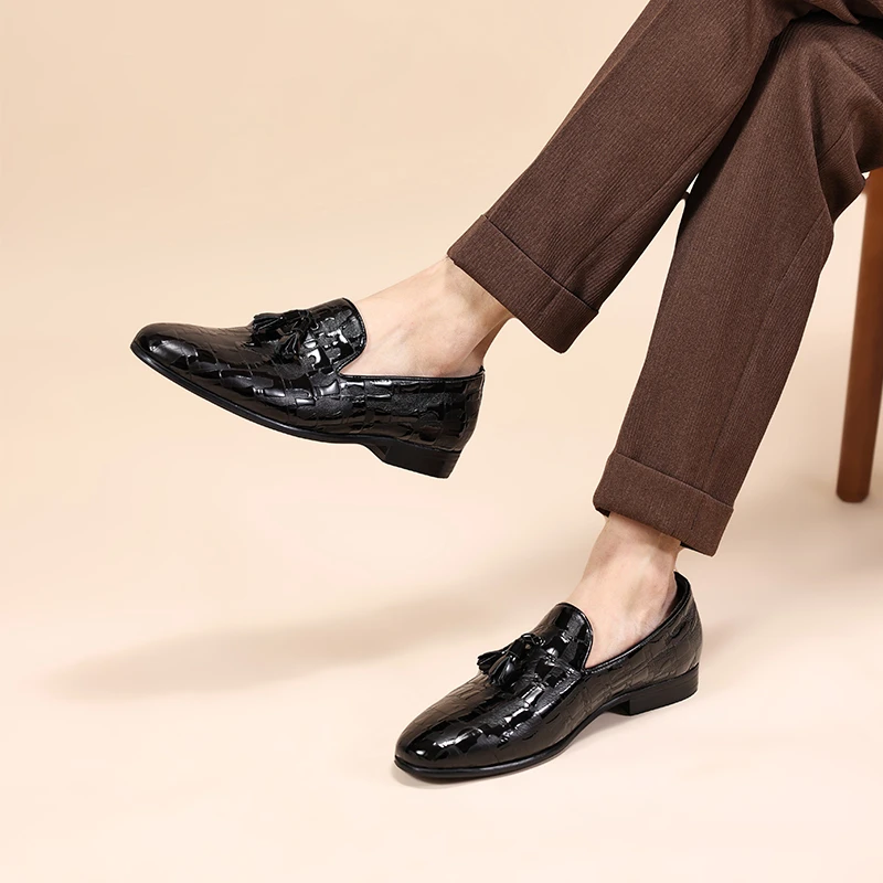 商务薄款漆皮一脚蹬休闲流苏乐福鞋春季休闲鞋软底时尚英伦风潮流