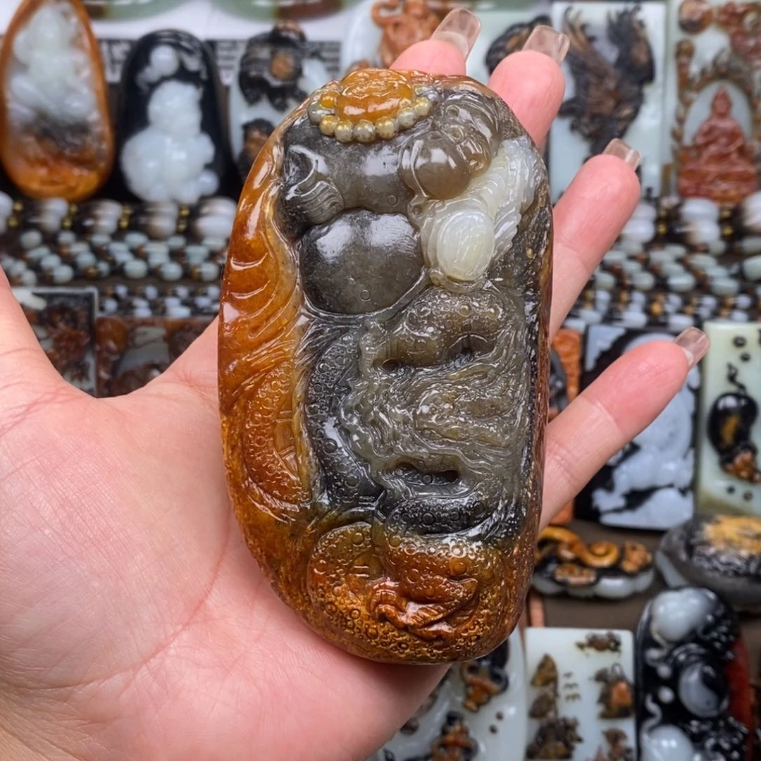 颈饰未镶嵌和田玉