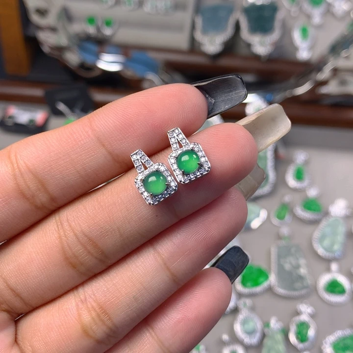 翡翠未镶嵌耳饰耳钉