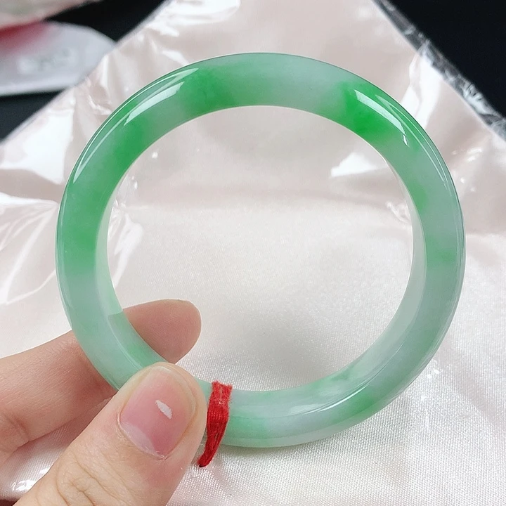 未镶嵌手镯翡翠翡翠905