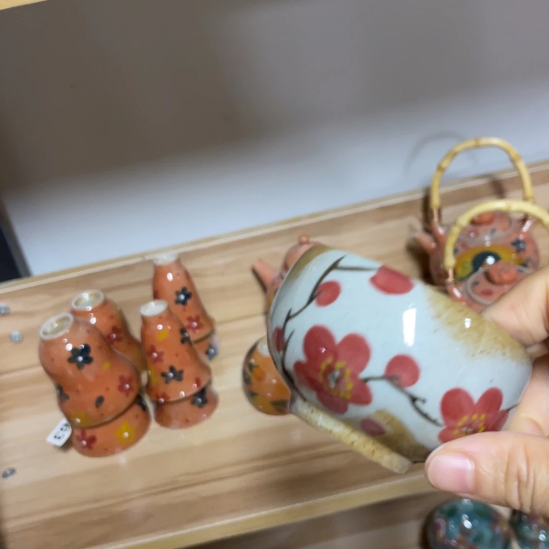 慧***。壶素浅陶瓷手工手绘