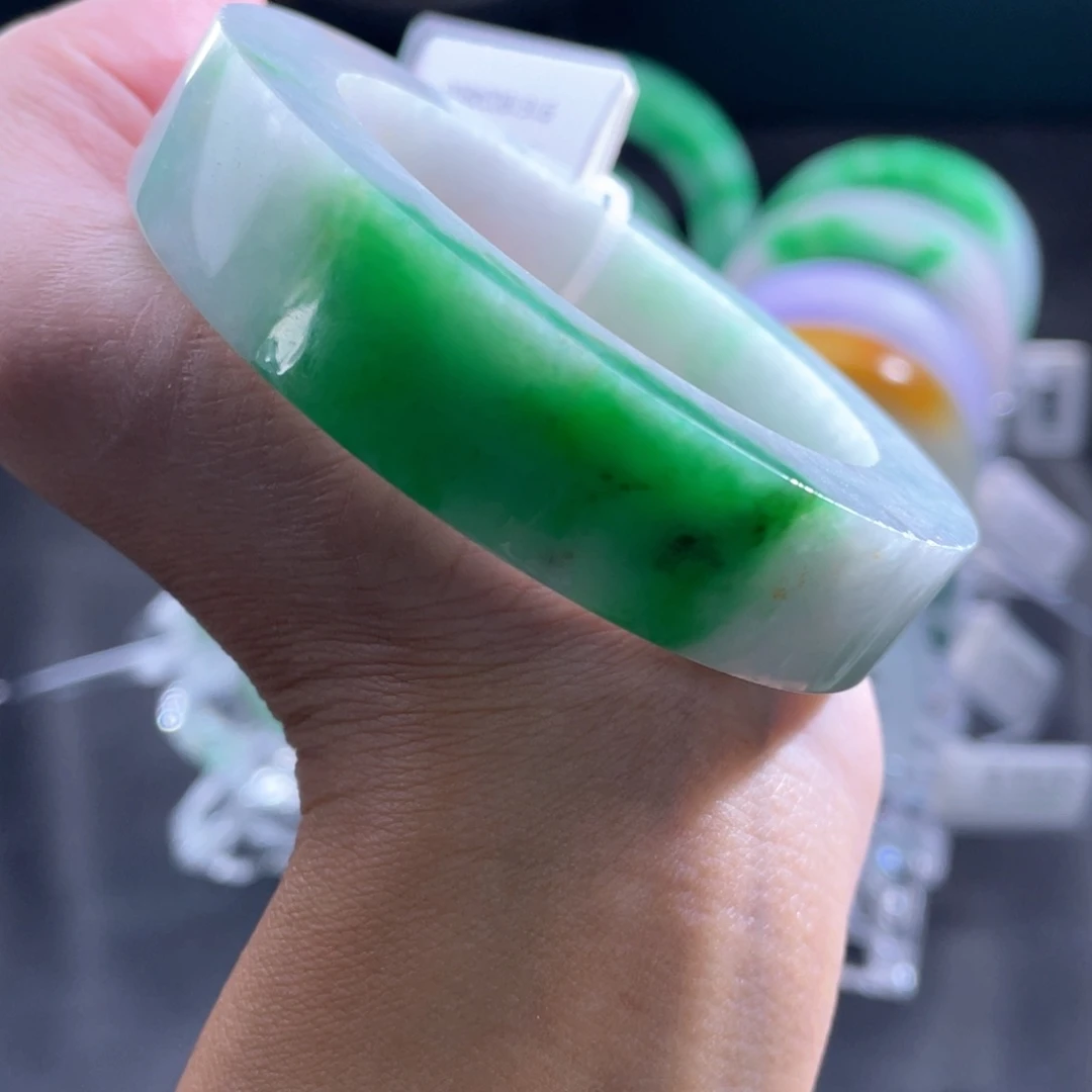 未镶嵌翡翠定制翡翠