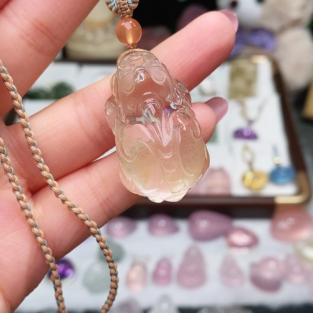 未镶嵌吊坠(赠链)水晶