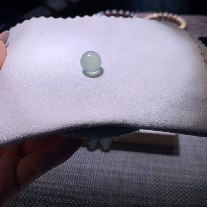 翡翠散珠葡萄肉色卡12