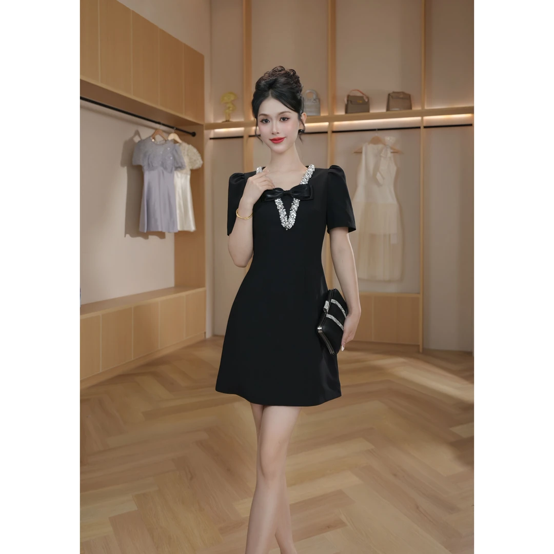 【设计师定制】新款时尚轻奢法式名媛风气质修身连衣裙9043