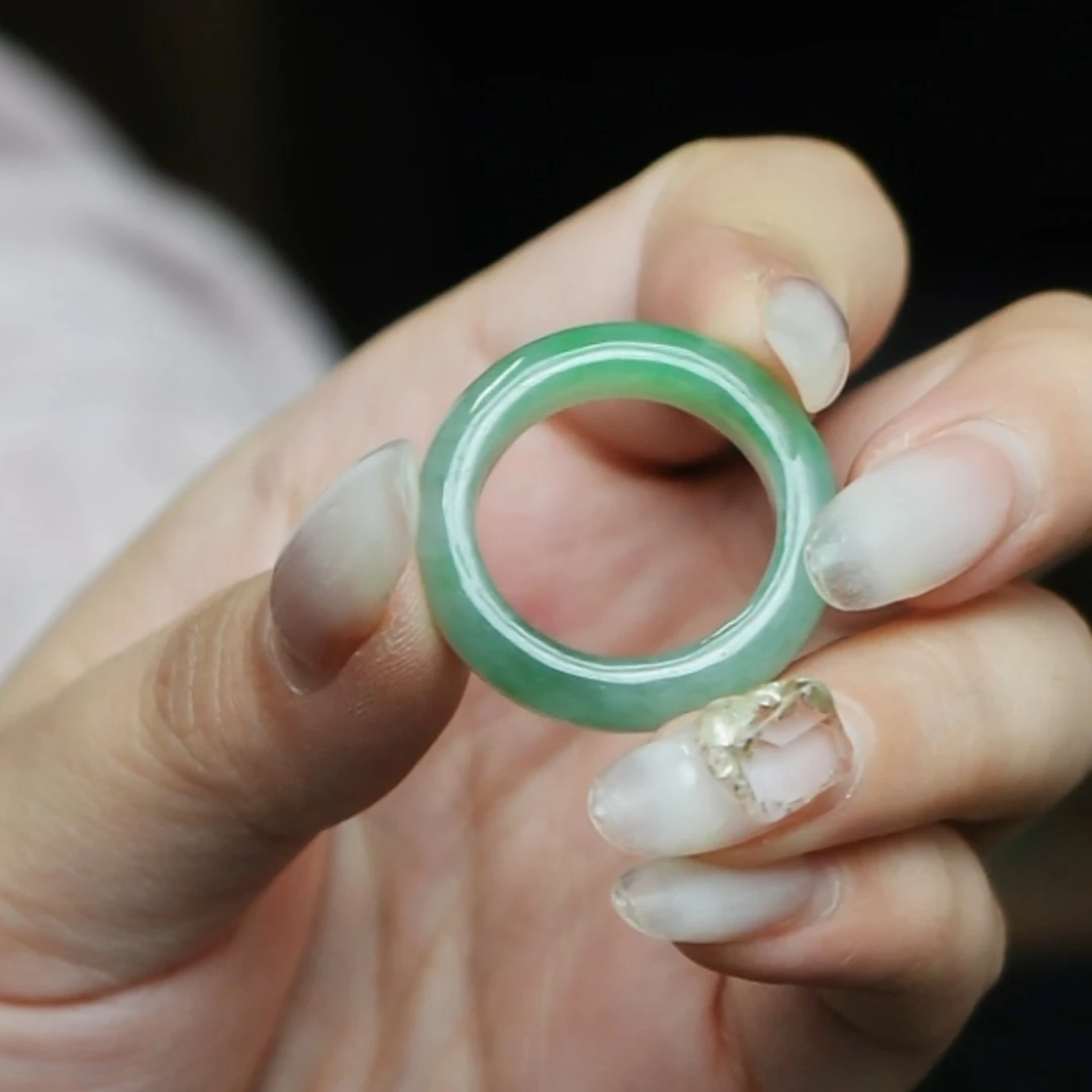 翡翠戒指戒指戒指 92591