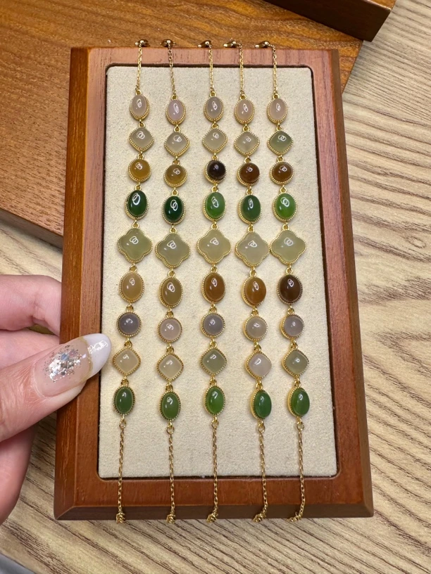 多宝四叶草和田玉手链s925（多样性发1）