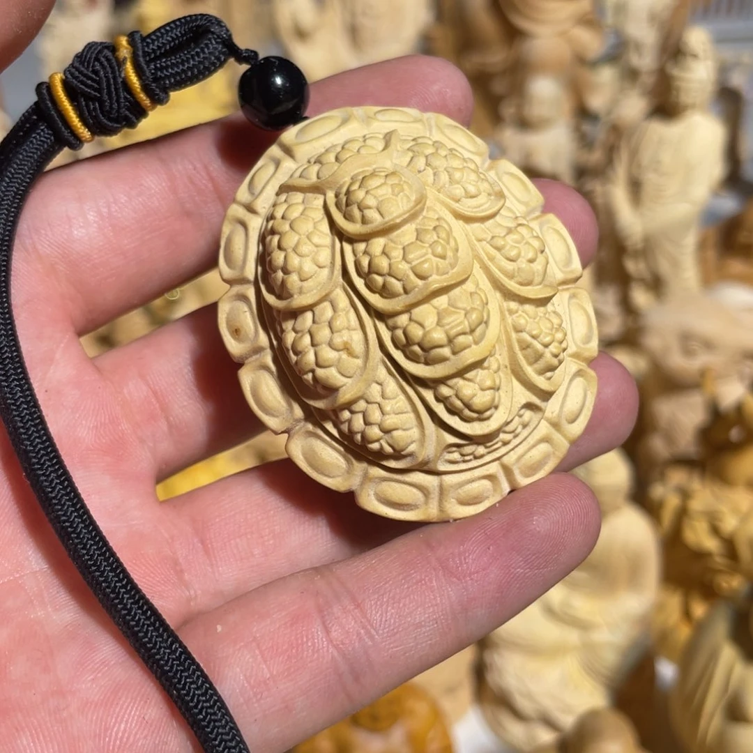 黄杨木瑕疵小富甲