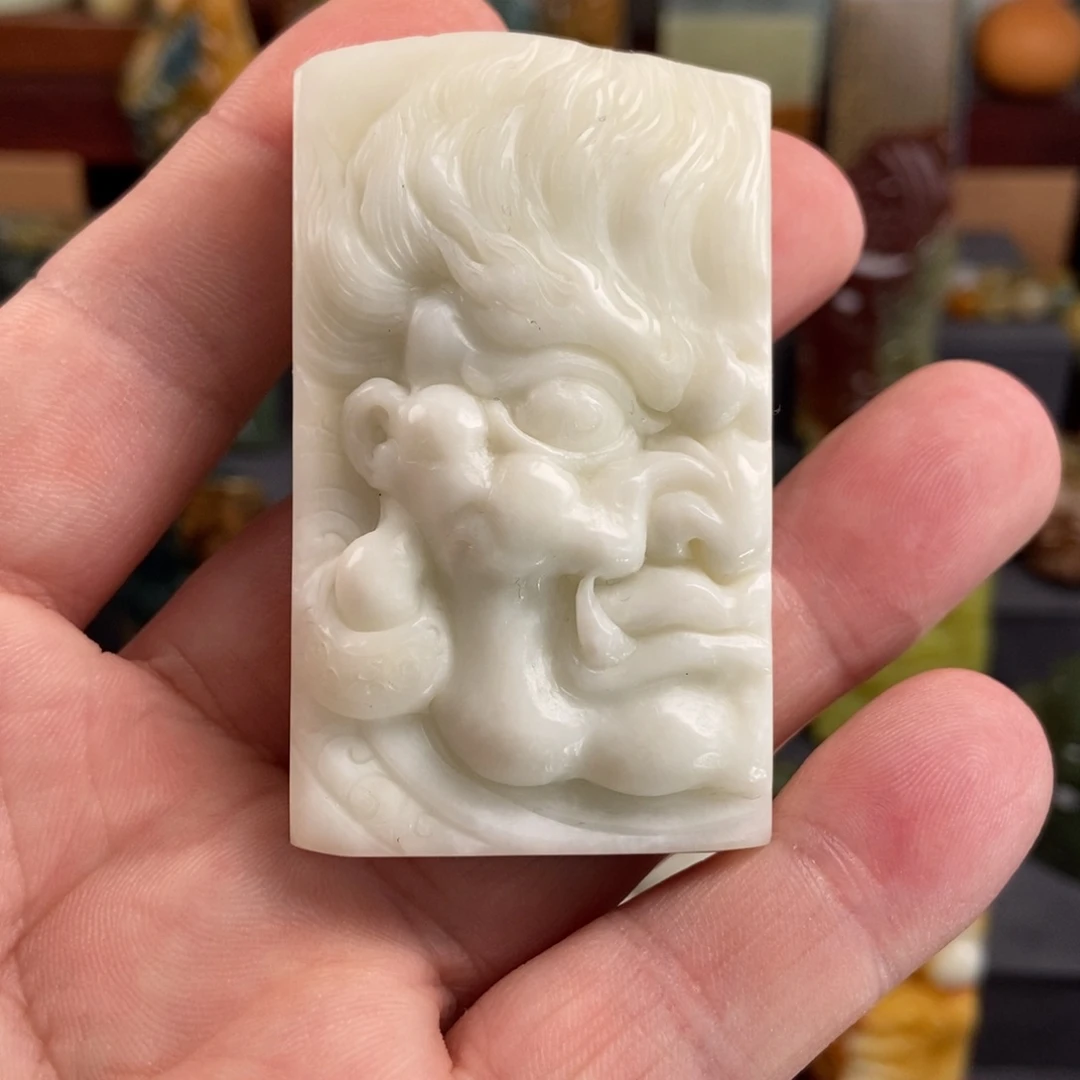 岫玉未镶嵌手把件
