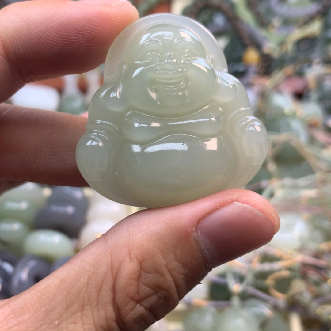 【闪购商品】颈饰未镶嵌和田玉小*?