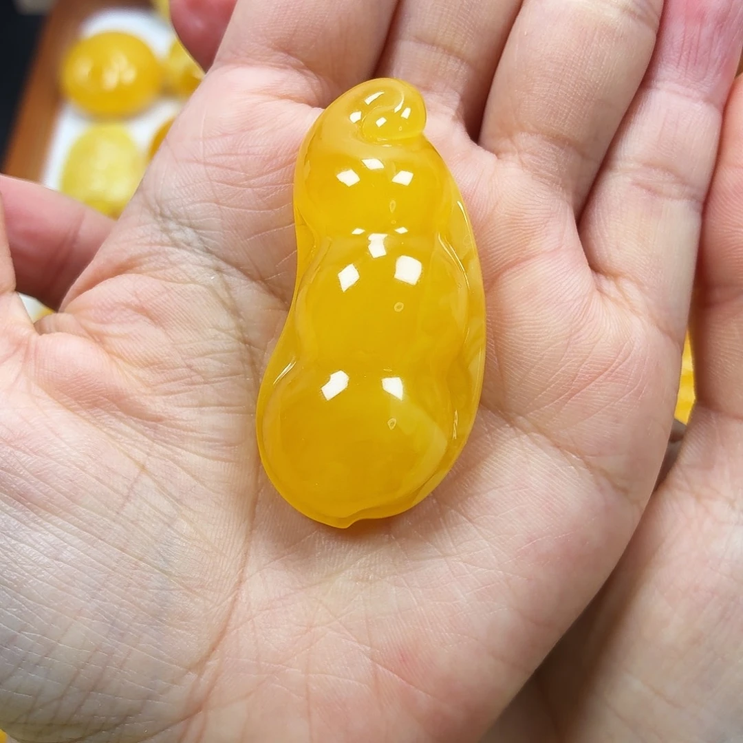 琥珀未镶嵌颈饰焦皮妖花福豆