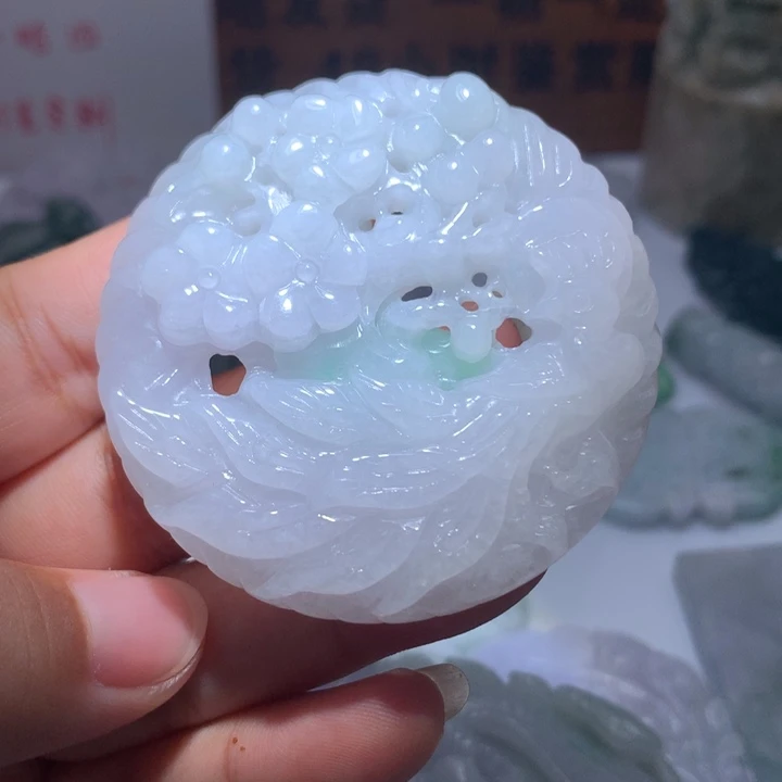 翡翠未镶嵌颈饰保真天然A货翡翠