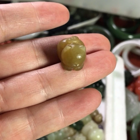 未镶嵌和田玉手机链涵*