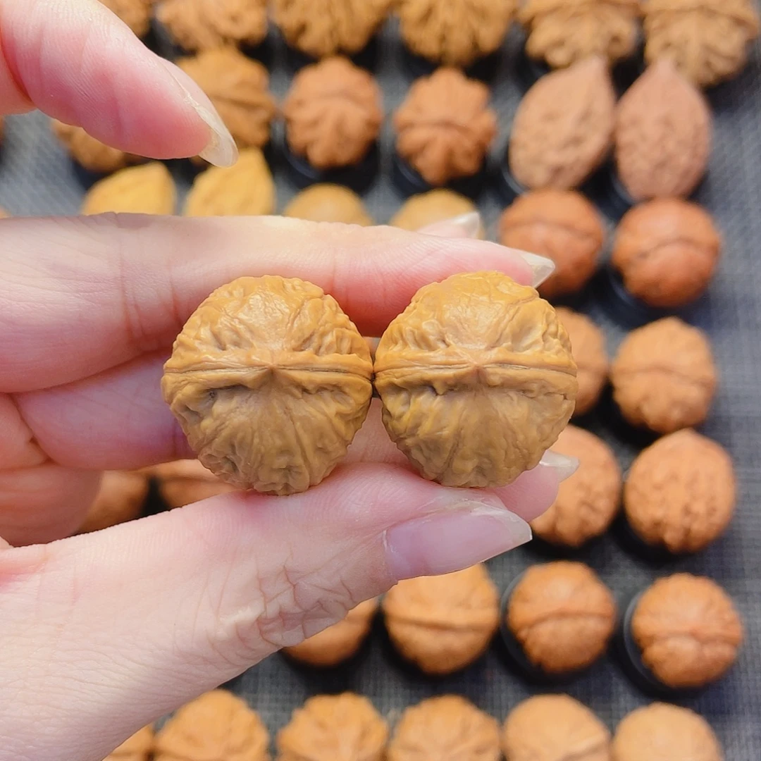 文玩核桃把件西瓜球