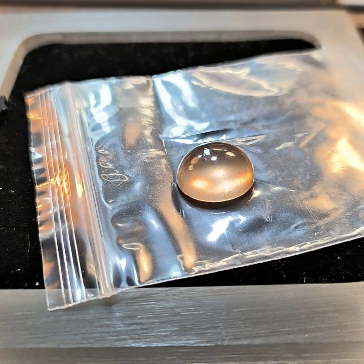 烟***冷未镶嵌戒面石英岩玉