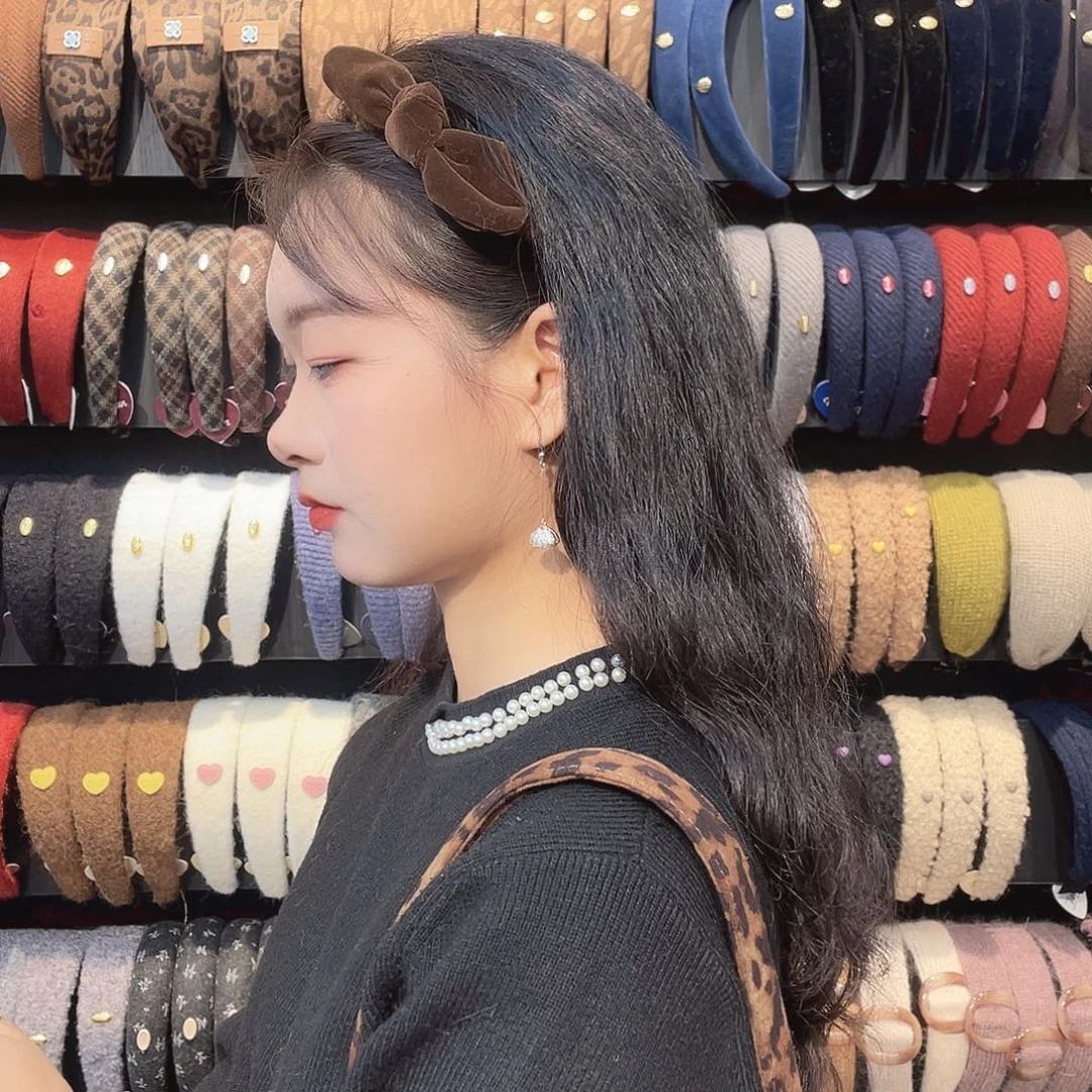 布艺铁合金咖色蝴蝶结