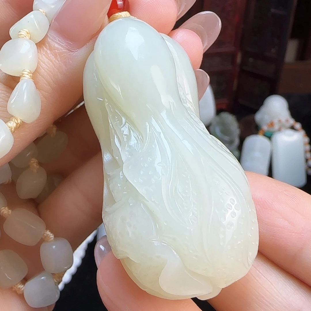 和田玉未镶嵌颈饰定制发货