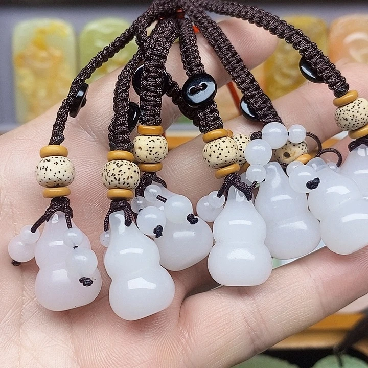 非金属无白玉葫芦，手机挂件