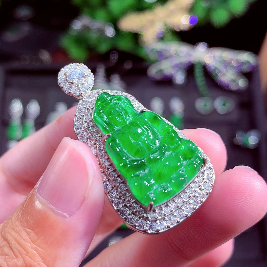 颈饰未镶嵌翡翠天然