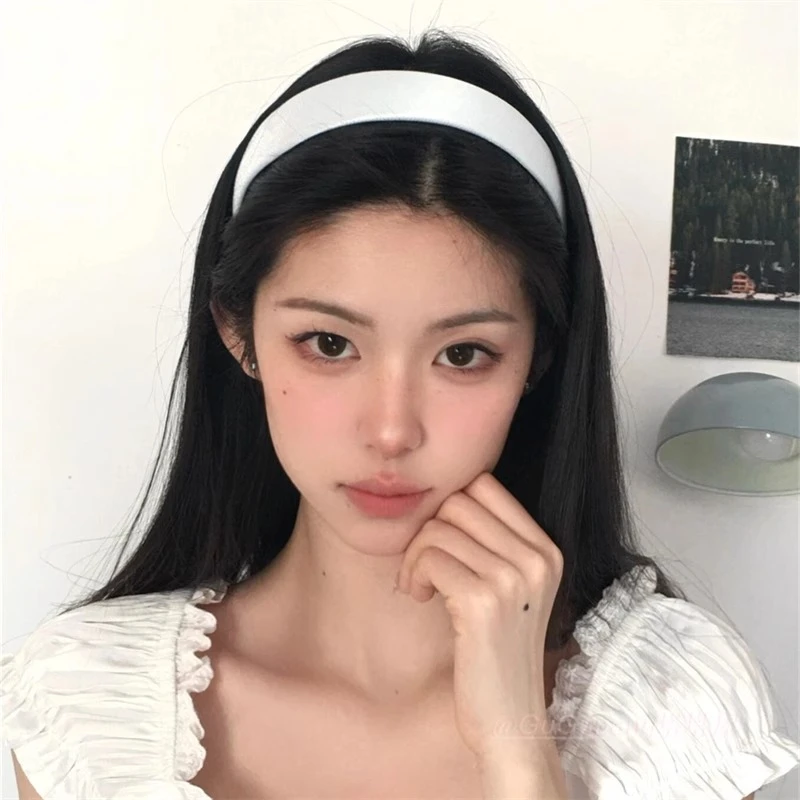 纯白海岛！白色宽边缎面发箍女2025新款超好看的头箍外出头饰发卡