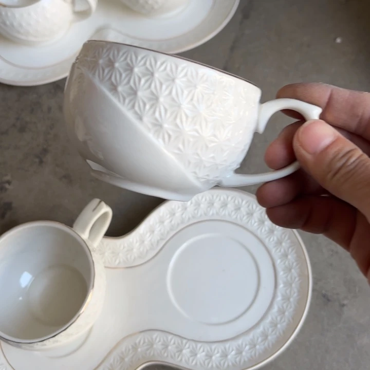 碟微瑕介意勿拍……201