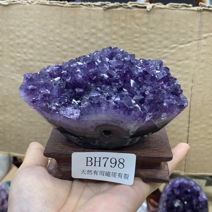 L***；大型摆件（非配饰）紫晶未镶嵌