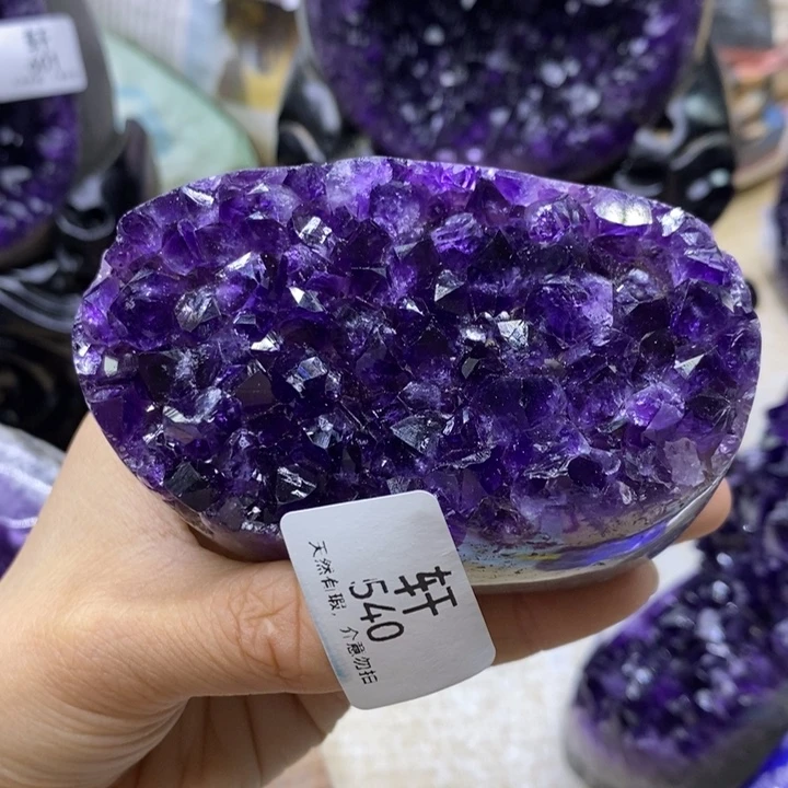 君***临未镶嵌紫晶大型摆件（非配饰）