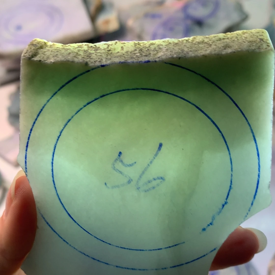 定制翡翠未镶嵌翡翠手镯