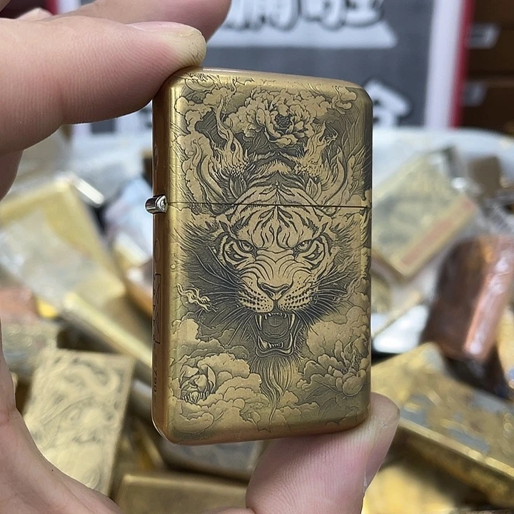 明铬嗯哦哦啦咯我摸摸