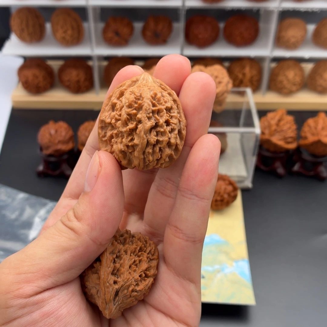 把件文玩核桃百花山满天星34