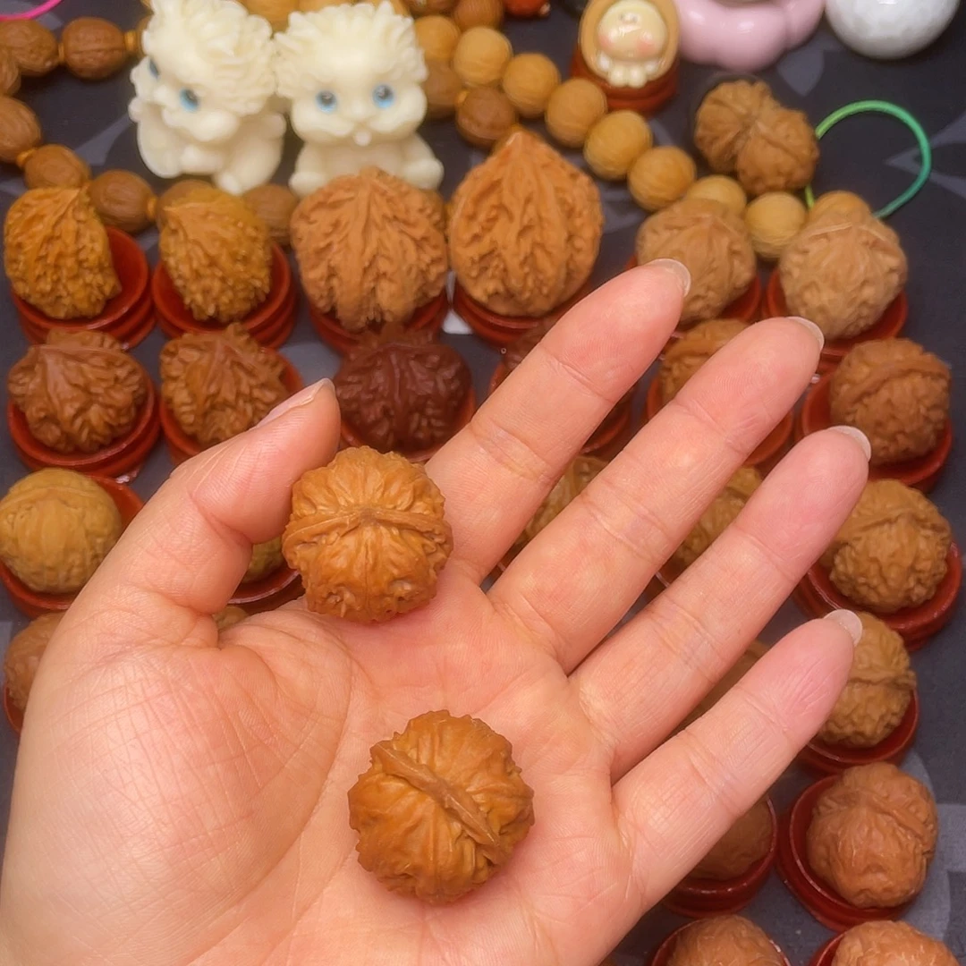 王***仙文玩核桃把件掌中宝