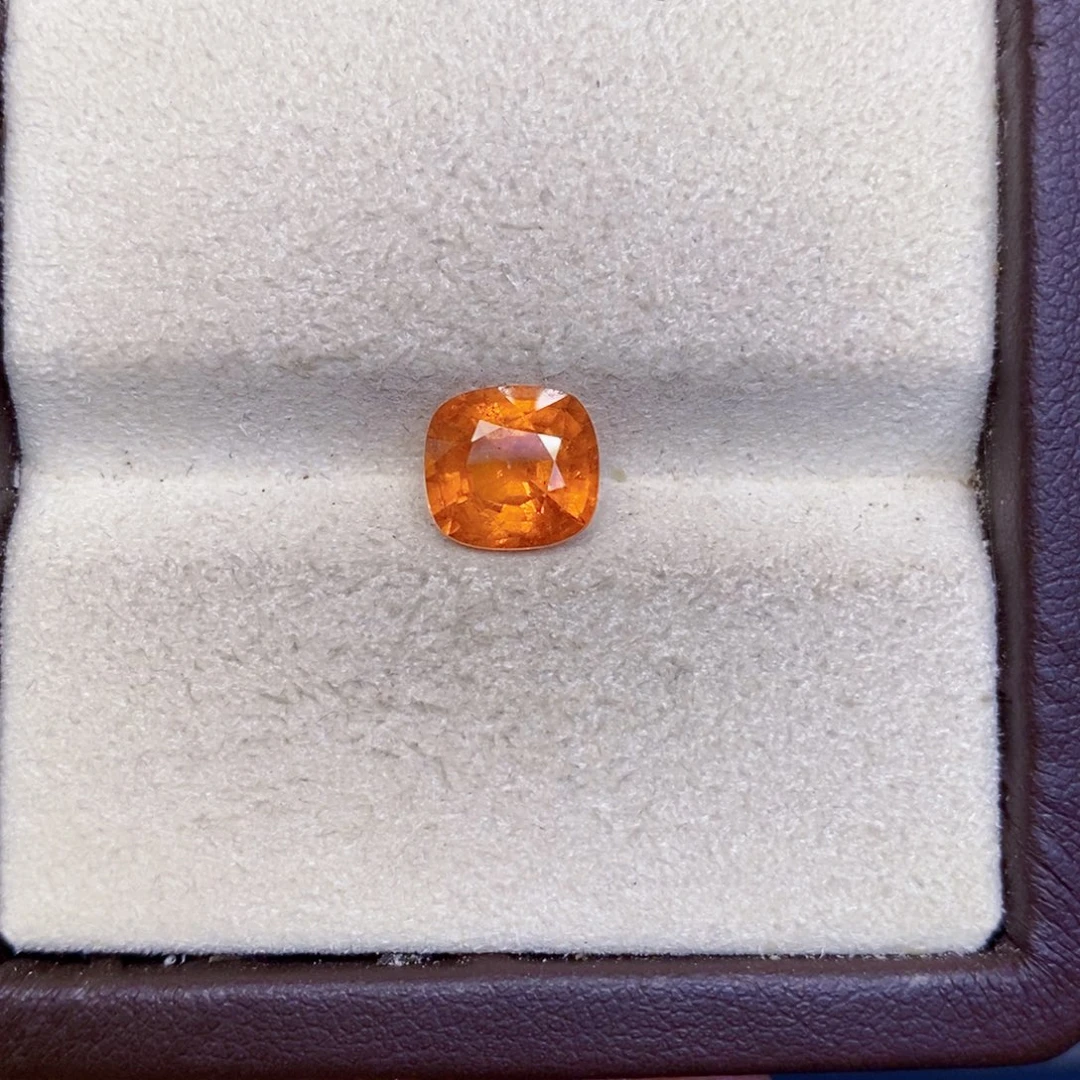 石榴石（芬达石）裸石未镶嵌