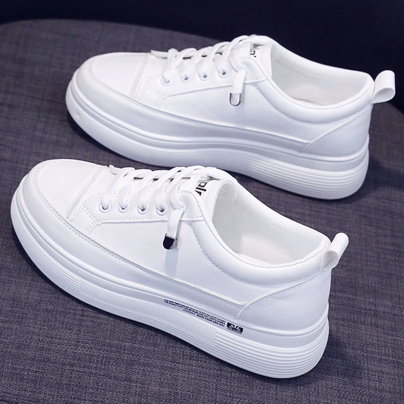 小白鞋女士新款2025秋季百搭板鞋透气平厚底增高防滑休闲软底单鞋