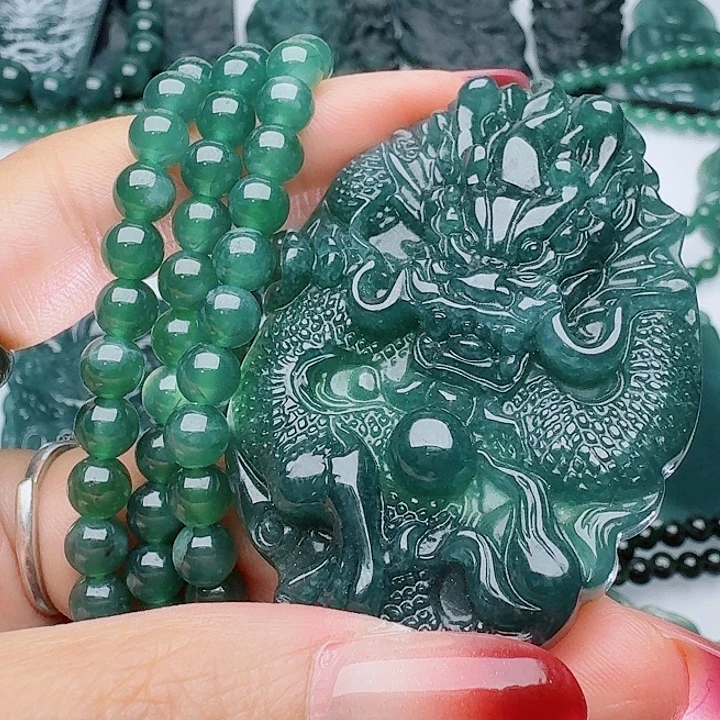 颈饰未镶嵌翡翠多样性发其一