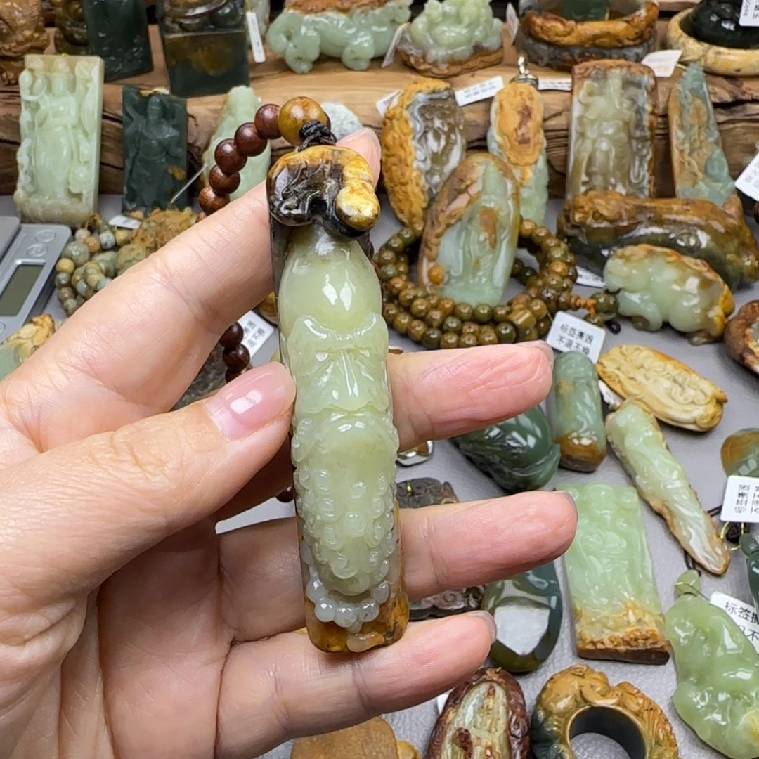 董***叔岫岩河磨玉（透闪石质玉）未镶嵌珠宝奇石