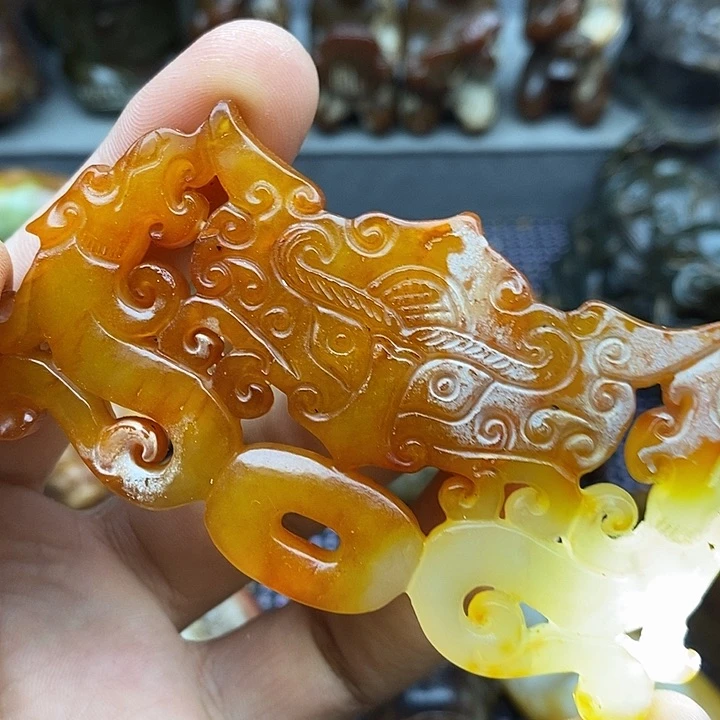 未镶嵌蛇纹石玉颈饰