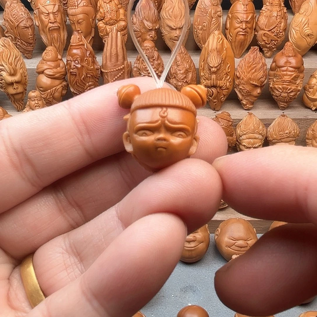 橄榄核吊坠18哪吒福利