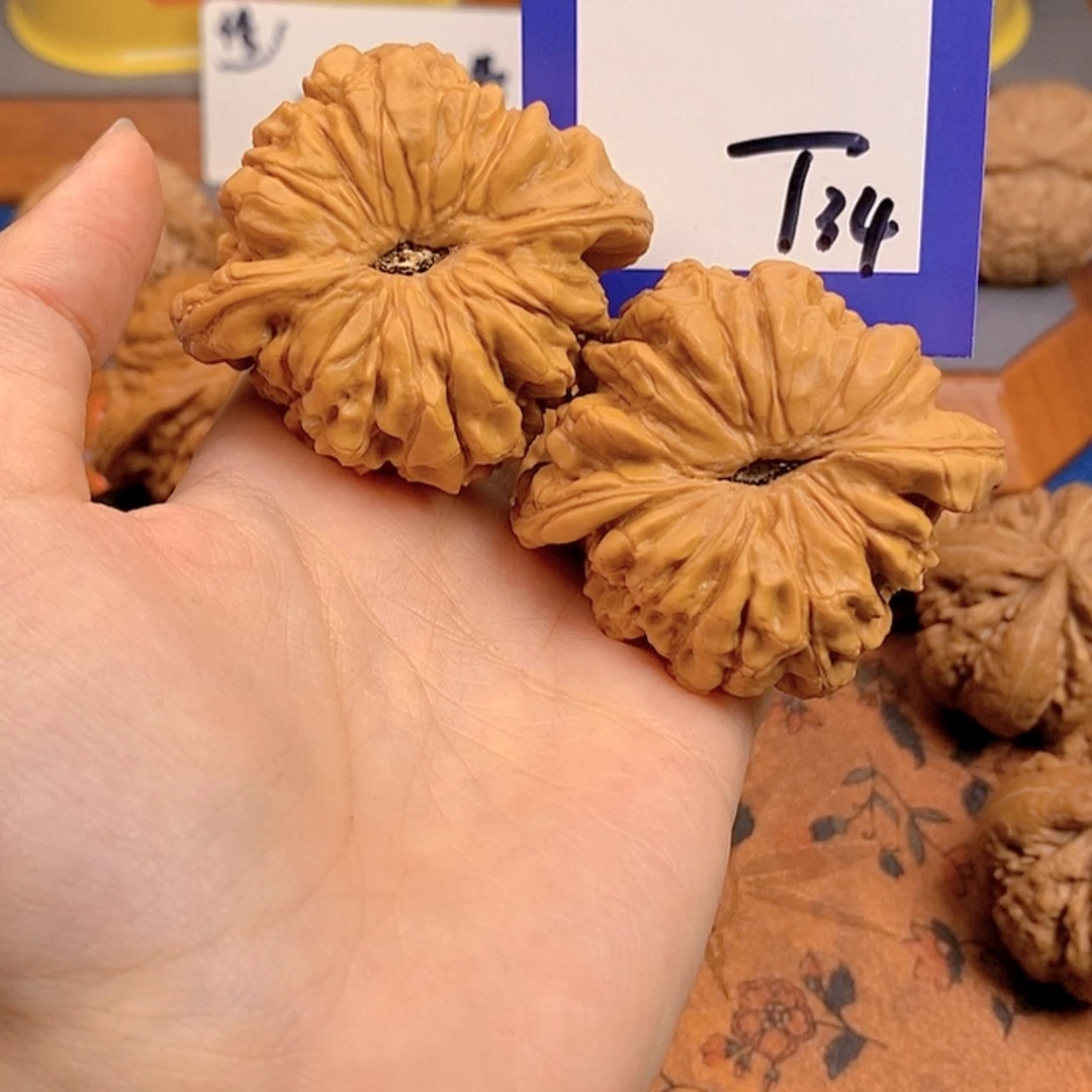 【闪购商品】文玩核桃把件E****s文玩核桃34