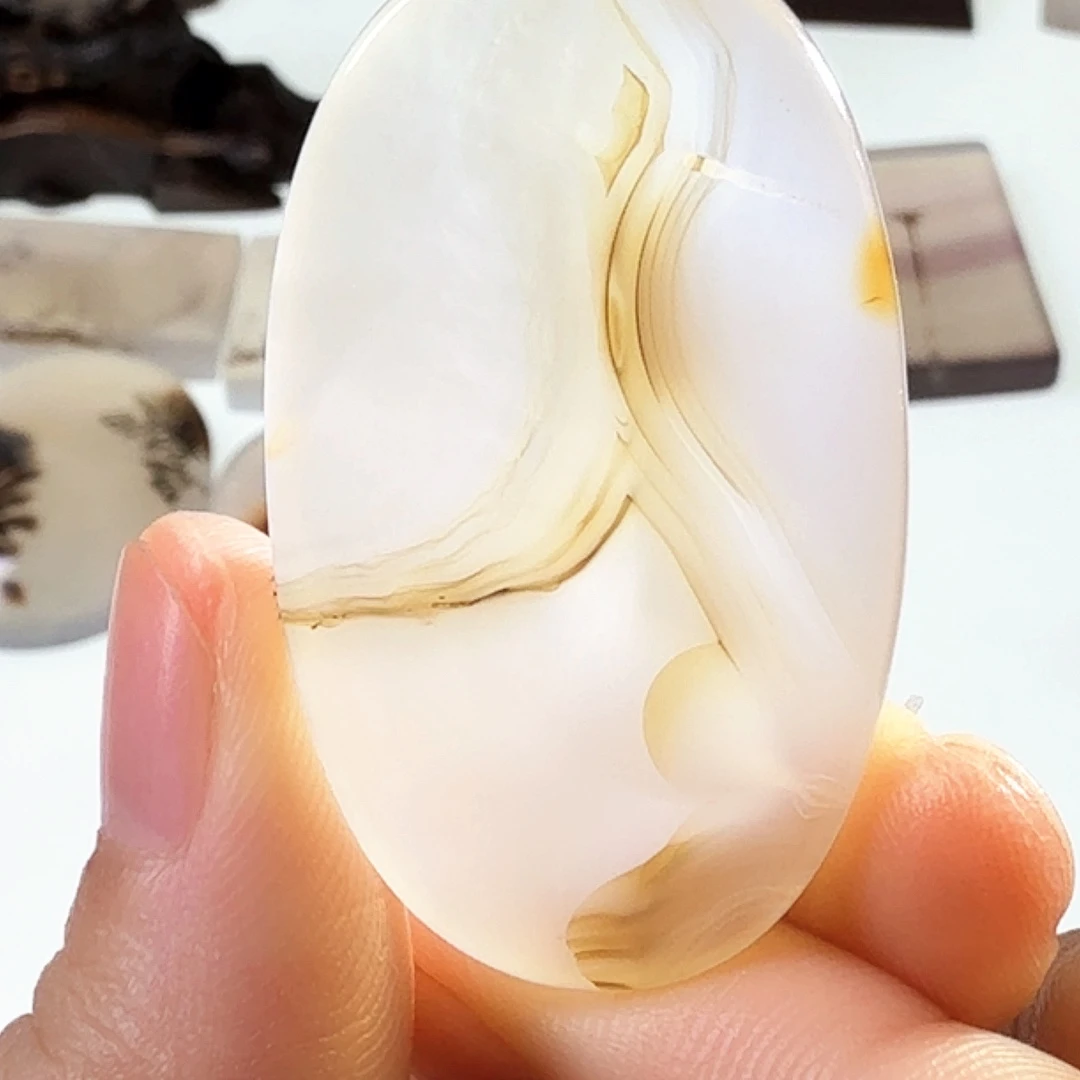 玛瑙/玉髓未镶嵌珠宝半成品