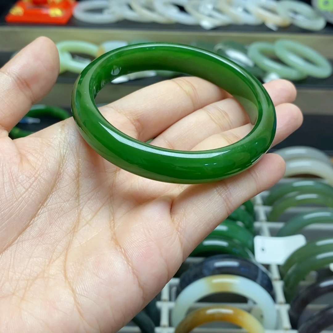 和田玉（碧玉）手镯未镶嵌