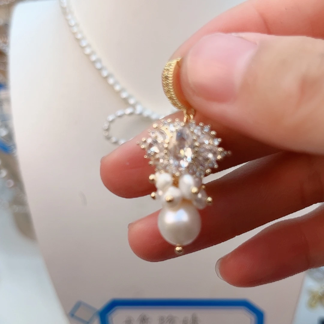 颈饰未镶嵌淡水珍珠