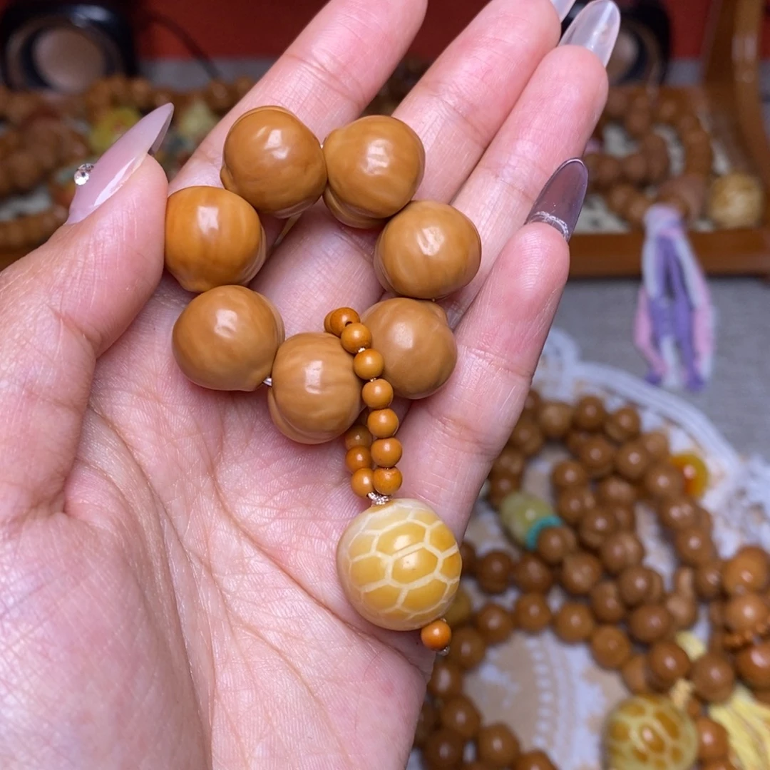 猴头核桃吊坠小富甲手捻