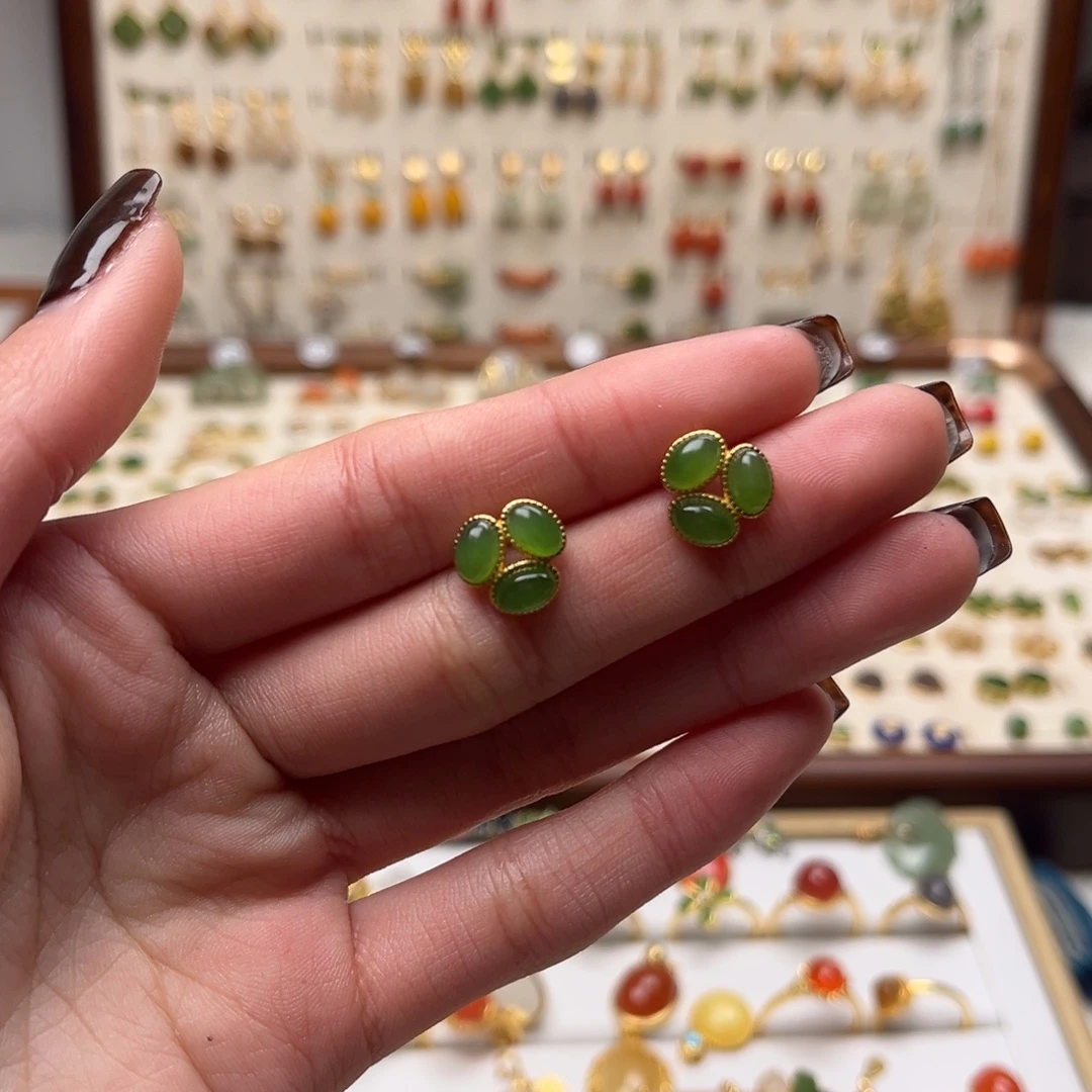 和田玉银S925镀金镶嵌耳坠