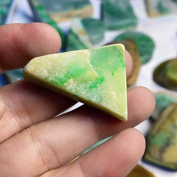 翡翠散珠天然翡翠A货挂件