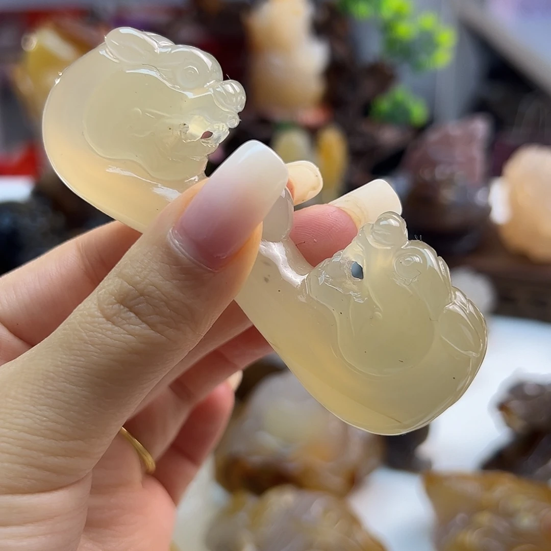 玛瑙/玉髓未镶嵌颈饰