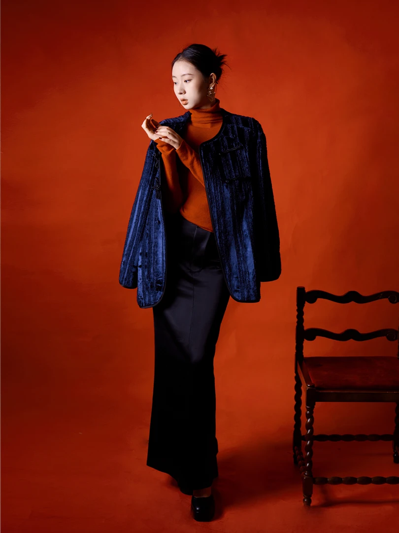 RMC-【静夜思】春季新款醋酸丝绒交领设计感新中式上衣S2411122