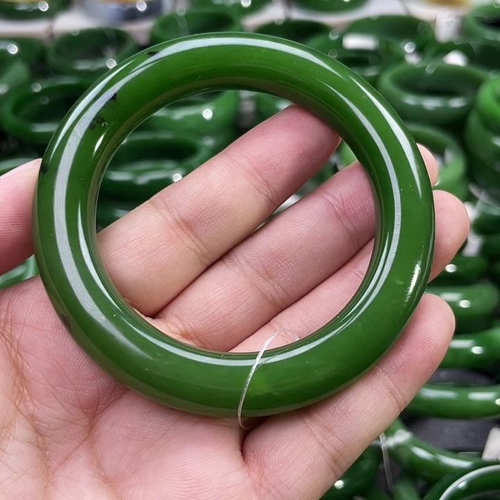 未镶嵌手镯和田玉（碧玉）