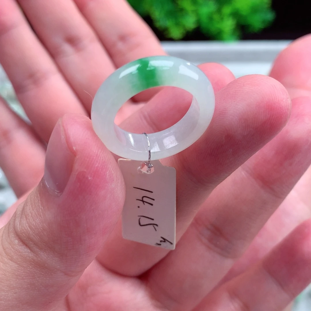 未镶嵌戒指翡翠天然