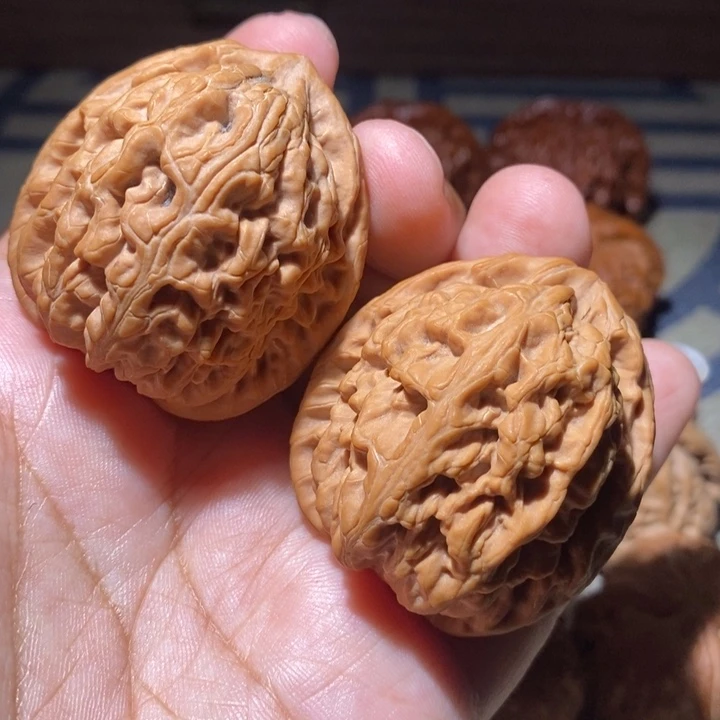 把件文玩核桃42*44红锦鲤